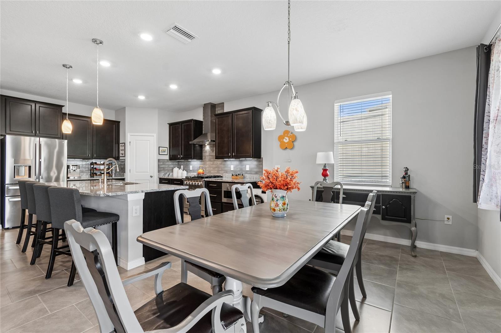 Image 11 of 59 For 9845 Shoreline View Way