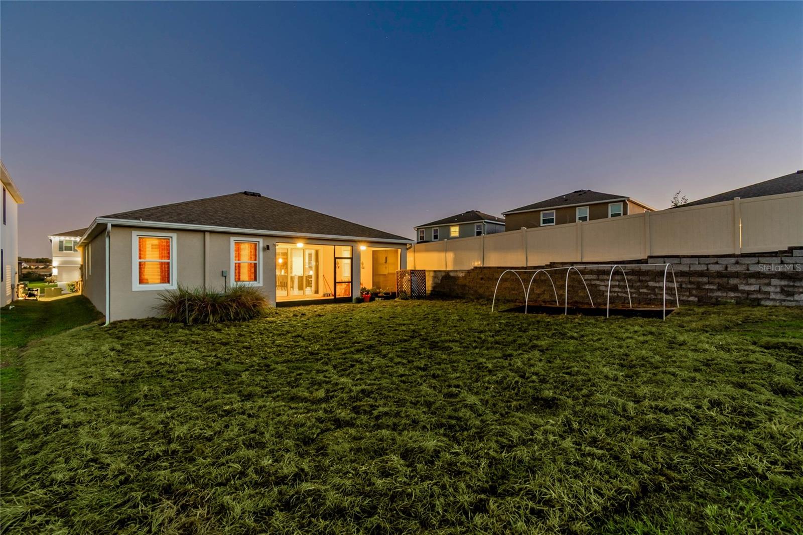 Image 36 of 59 For 9845 Shoreline View Way