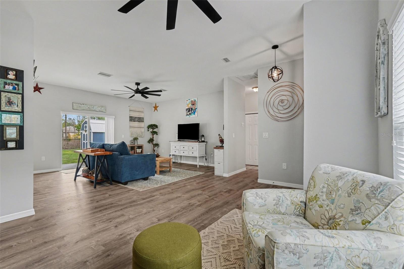 Image 5 of 34 For 18020 Macassar Road