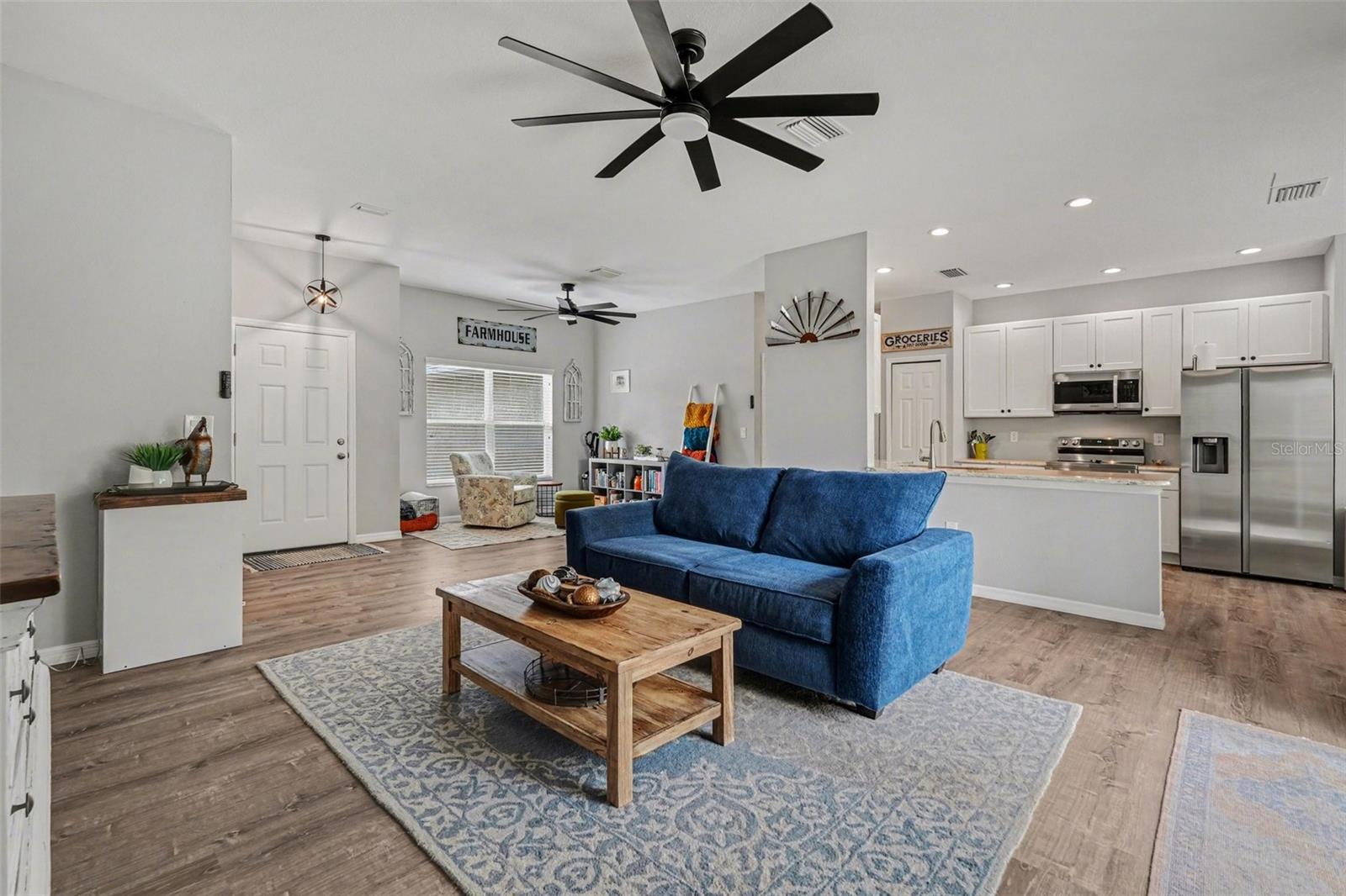 Image 8 of 34 For 18020 Macassar Road