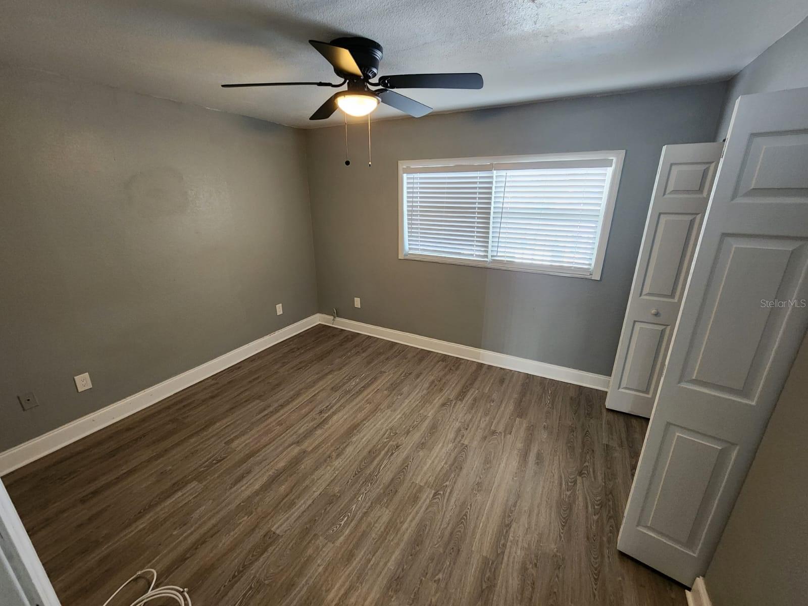 Image 10 of 17 For 705 1st Street 2