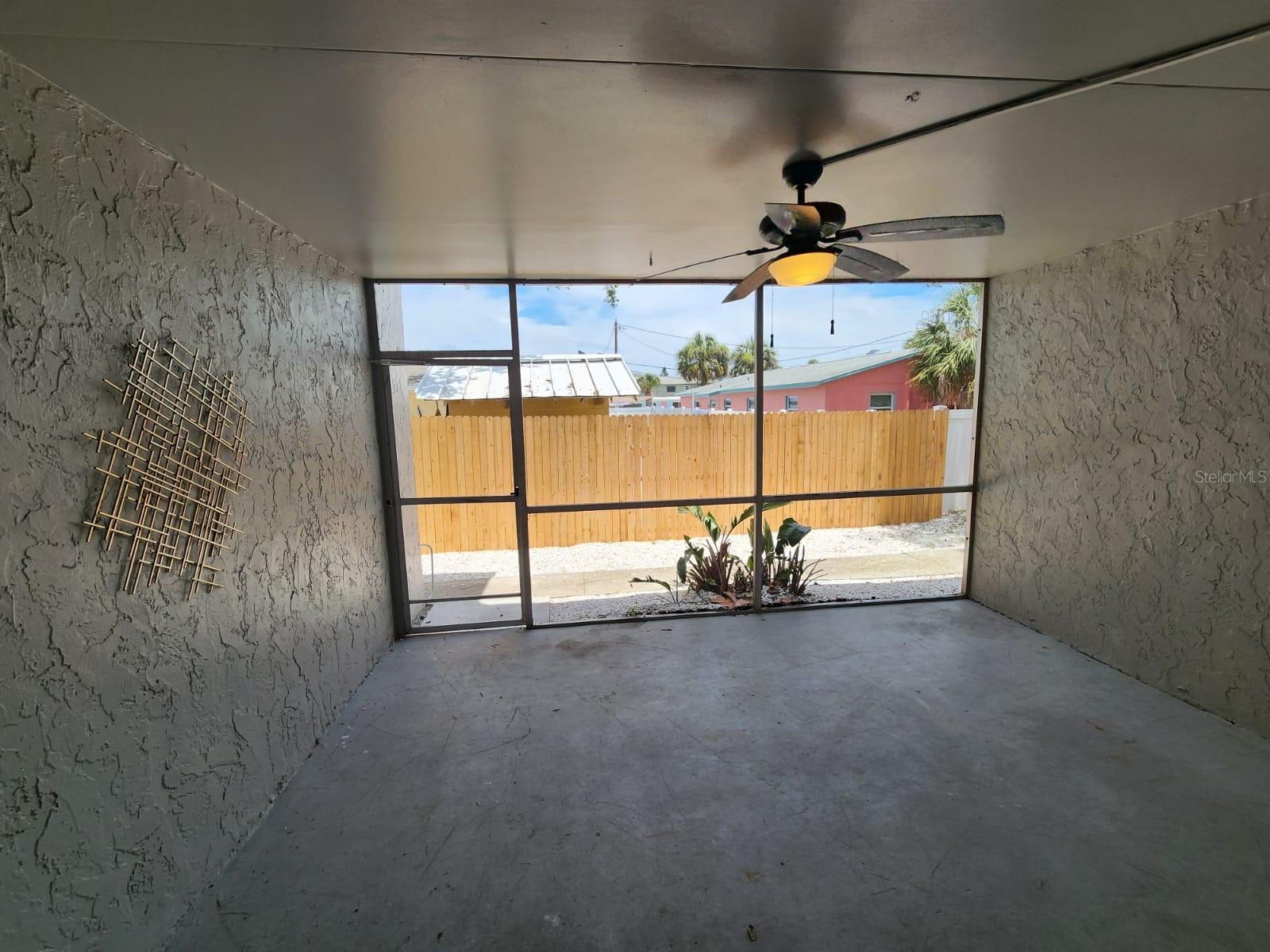 Image 6 of 17 For 705 1st Street 2