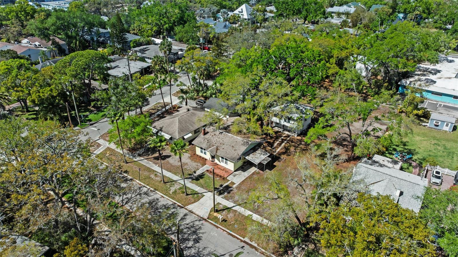 Listing photo id 7 for 300 President Street