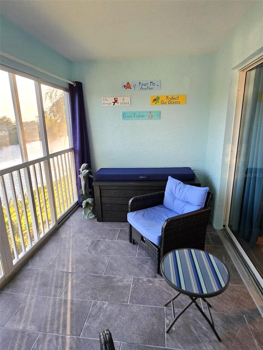 Image 22 of 57 For 5725 Greenwood Avenue 5201