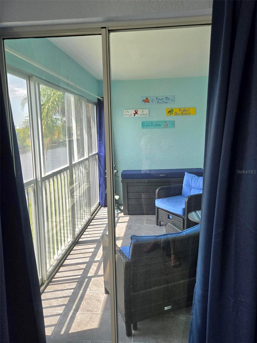 Image 24 of 57 For 5725 Greenwood Avenue 5201