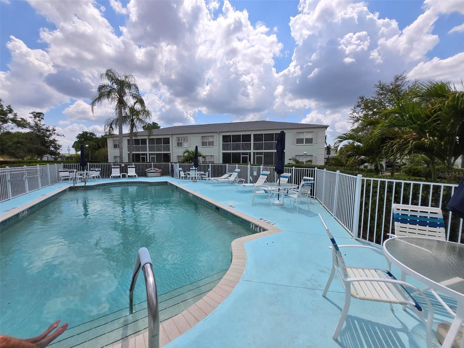 Image 46 of 57 For 5725 Greenwood Avenue 5201