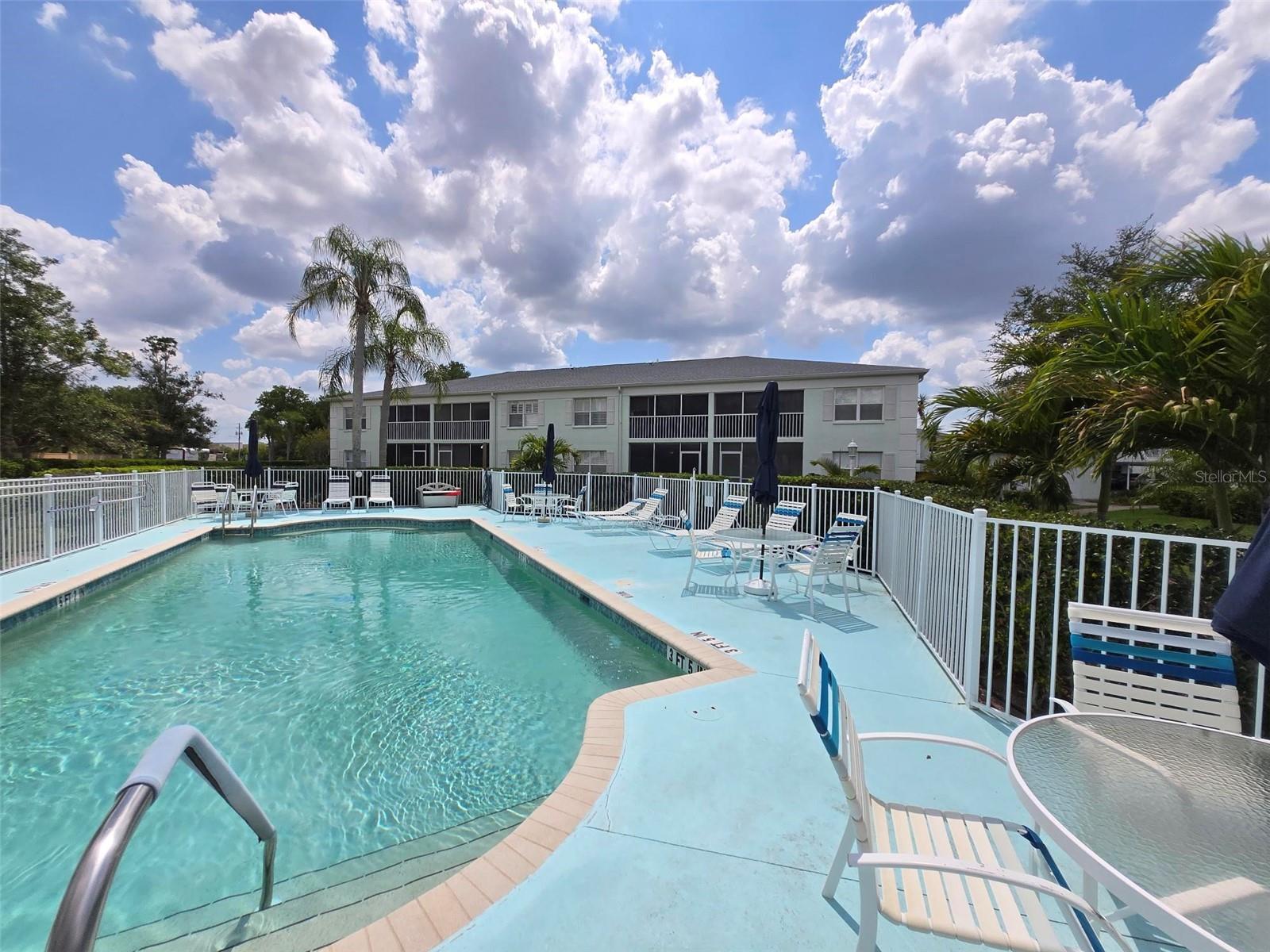 Image 47 of 57 For 5725 Greenwood Avenue 5201