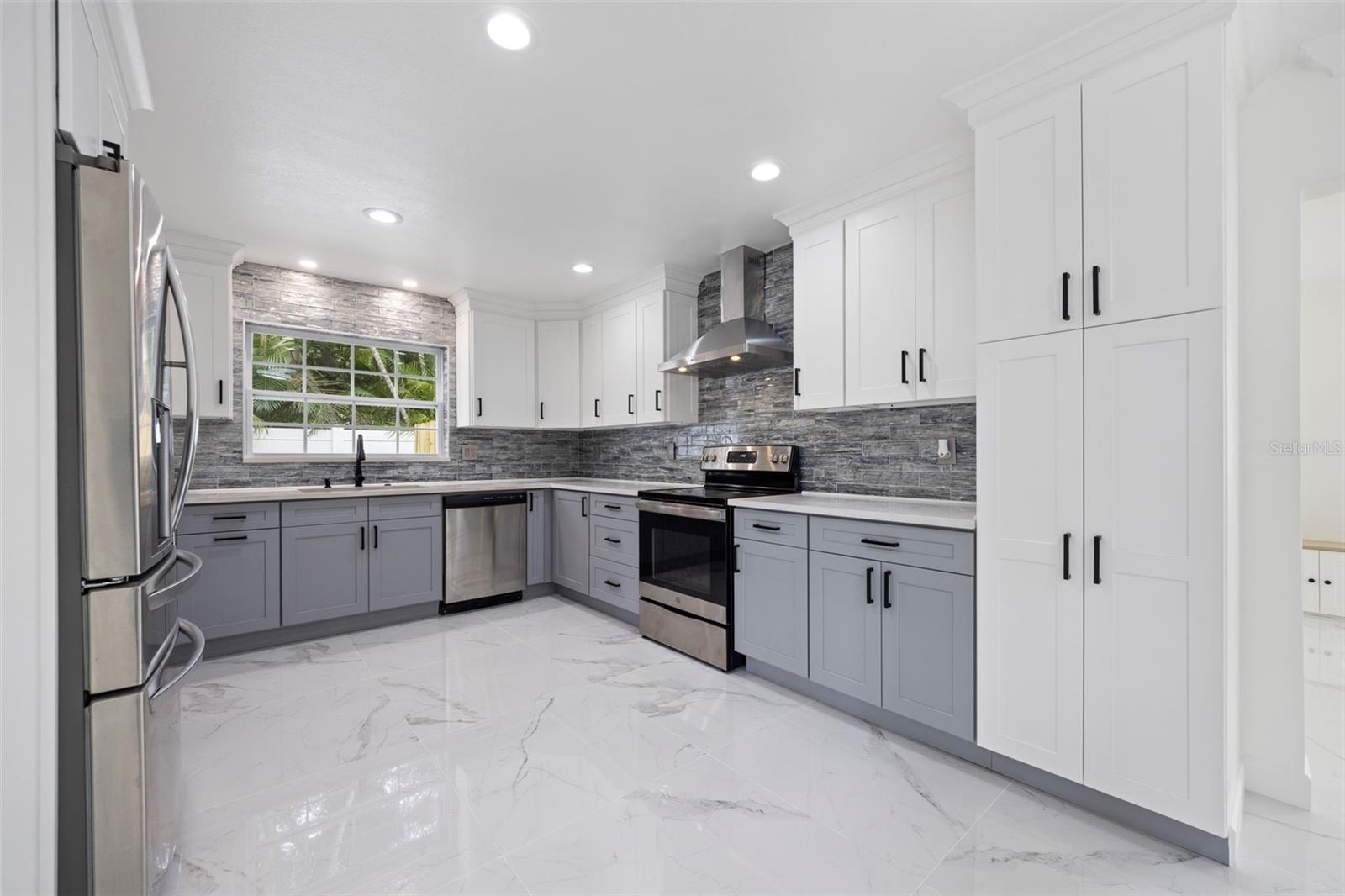 Image 10 of 26 For 1817 Oregon Avenue Ne