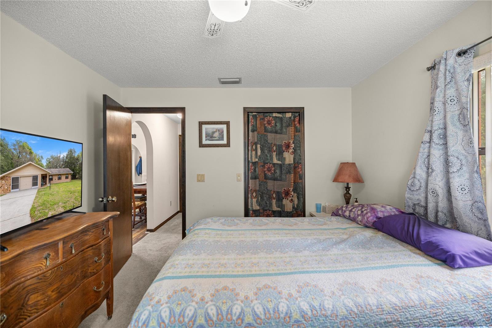 Image 17 of 33 For 761 Jeanne Avenue