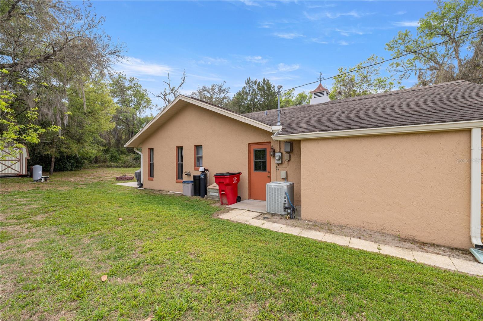 Image 24 of 33 For 761 Jeanne Avenue