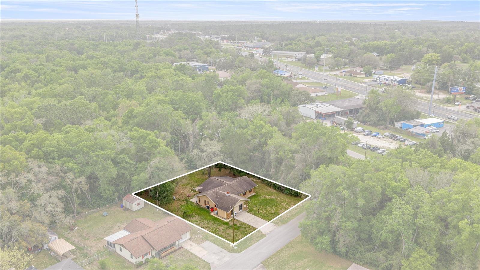 Image 4 of 33 For 761 Jeanne Avenue