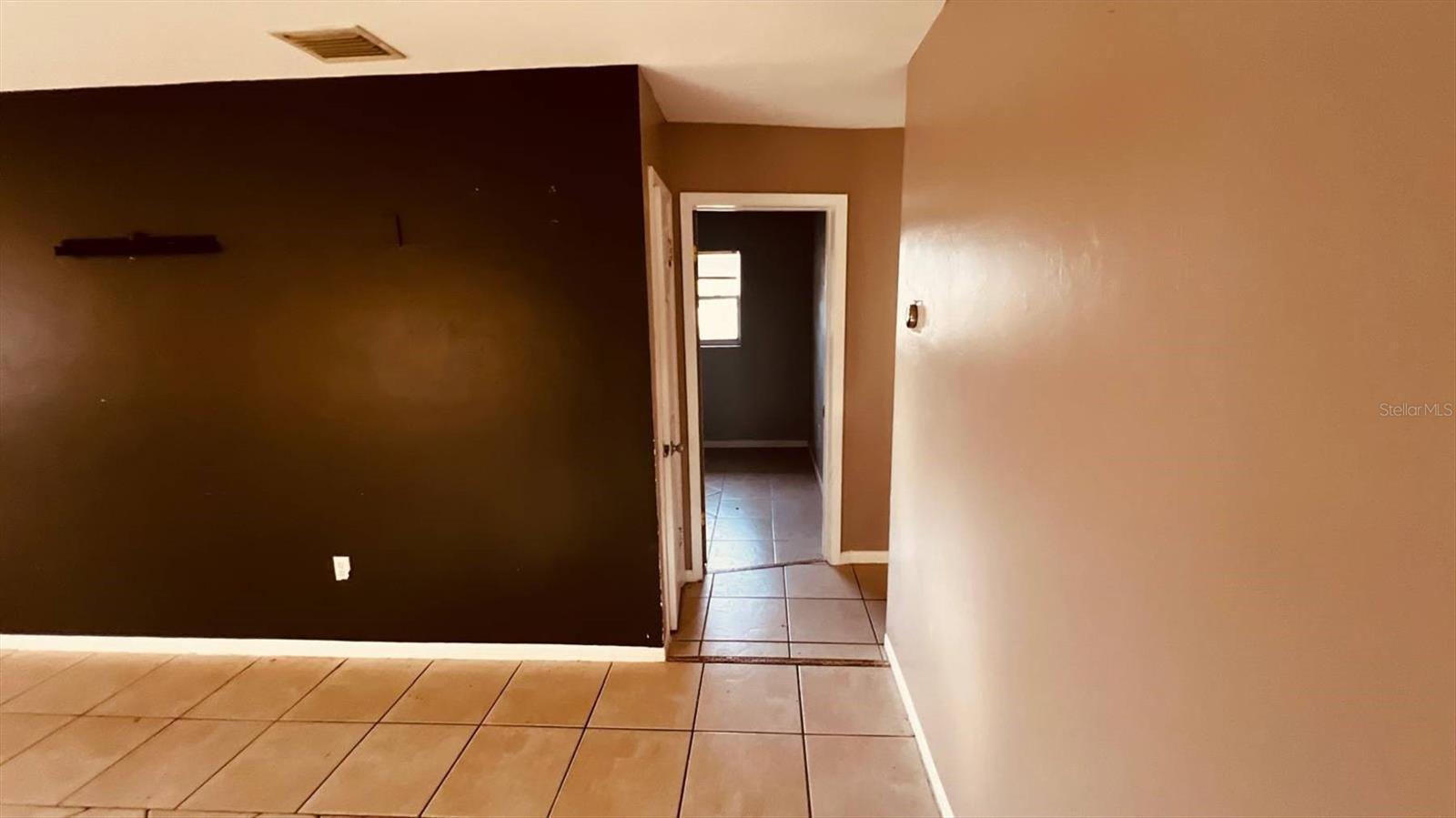 Image 14 of 22 For 4430 Zinnia Court