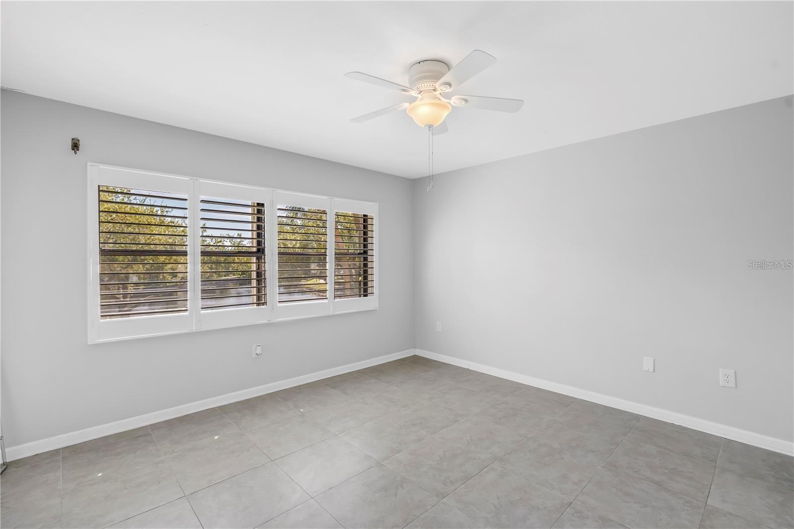 Image 12 of 19 For 1320 Pasadena Avenue S 203