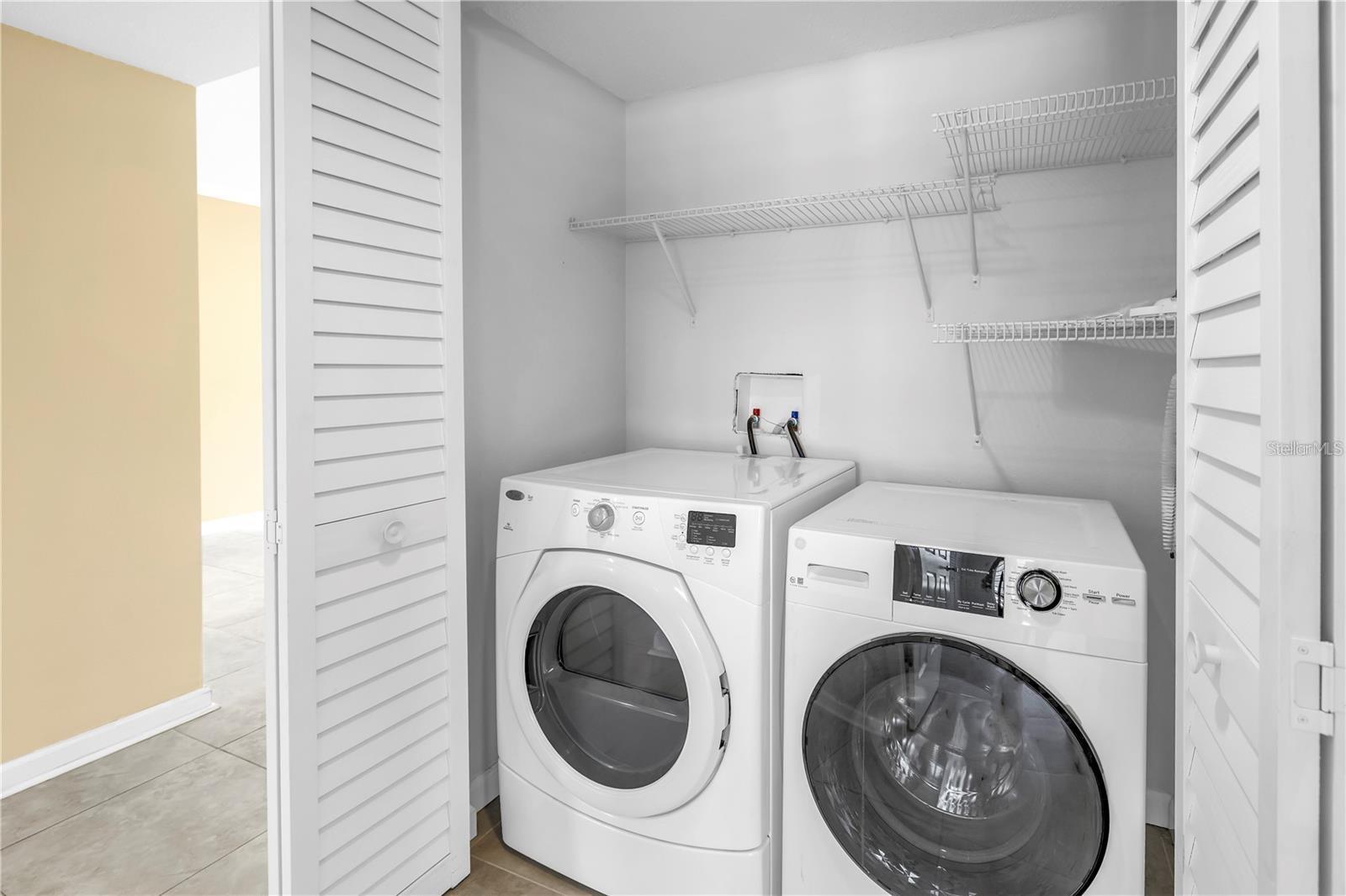 Image 17 of 19 For 1320 Pasadena Avenue S 203