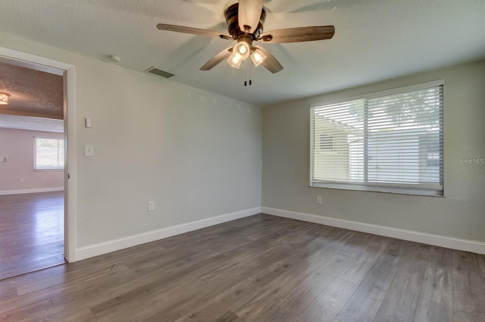 Image 30 of 53 For 7144 Fairfax Drive