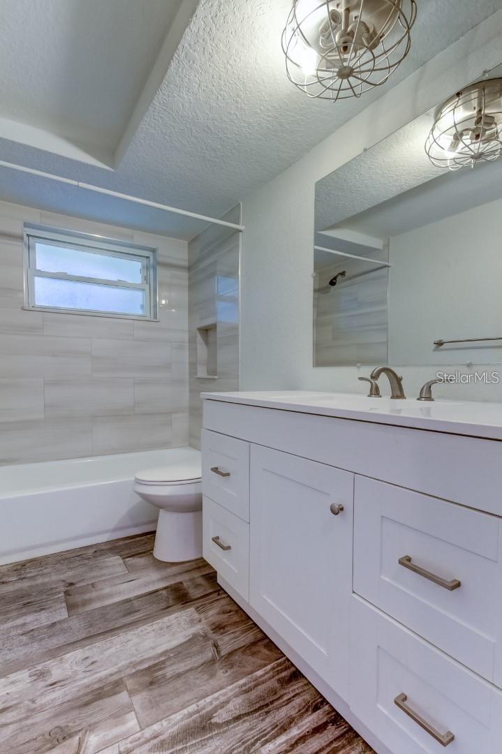 Image 40 of 53 For 7144 Fairfax Drive