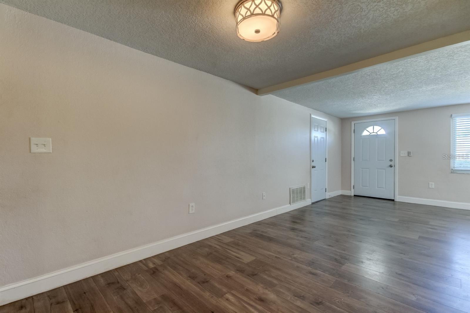 Image 9 of 53 For 7144 Fairfax Drive