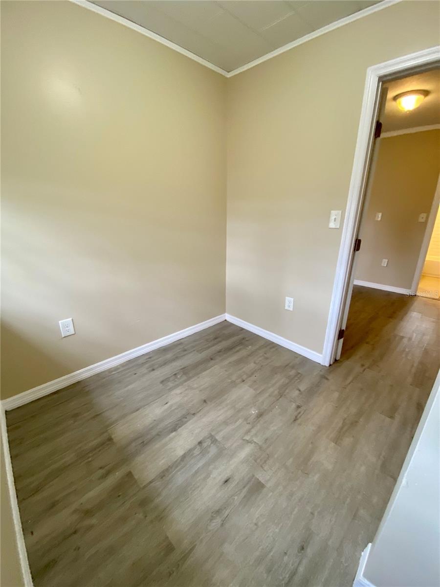 Image 19 of 46 For 38313 Tucker Road