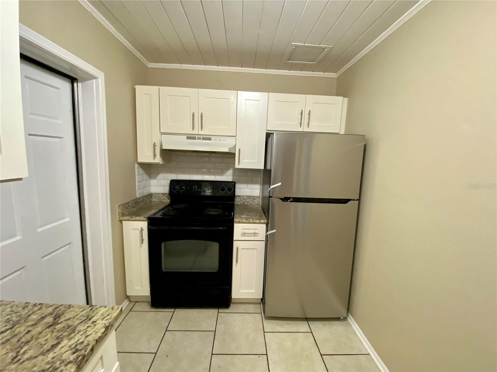 Image 7 of 46 For 38313 Tucker Road