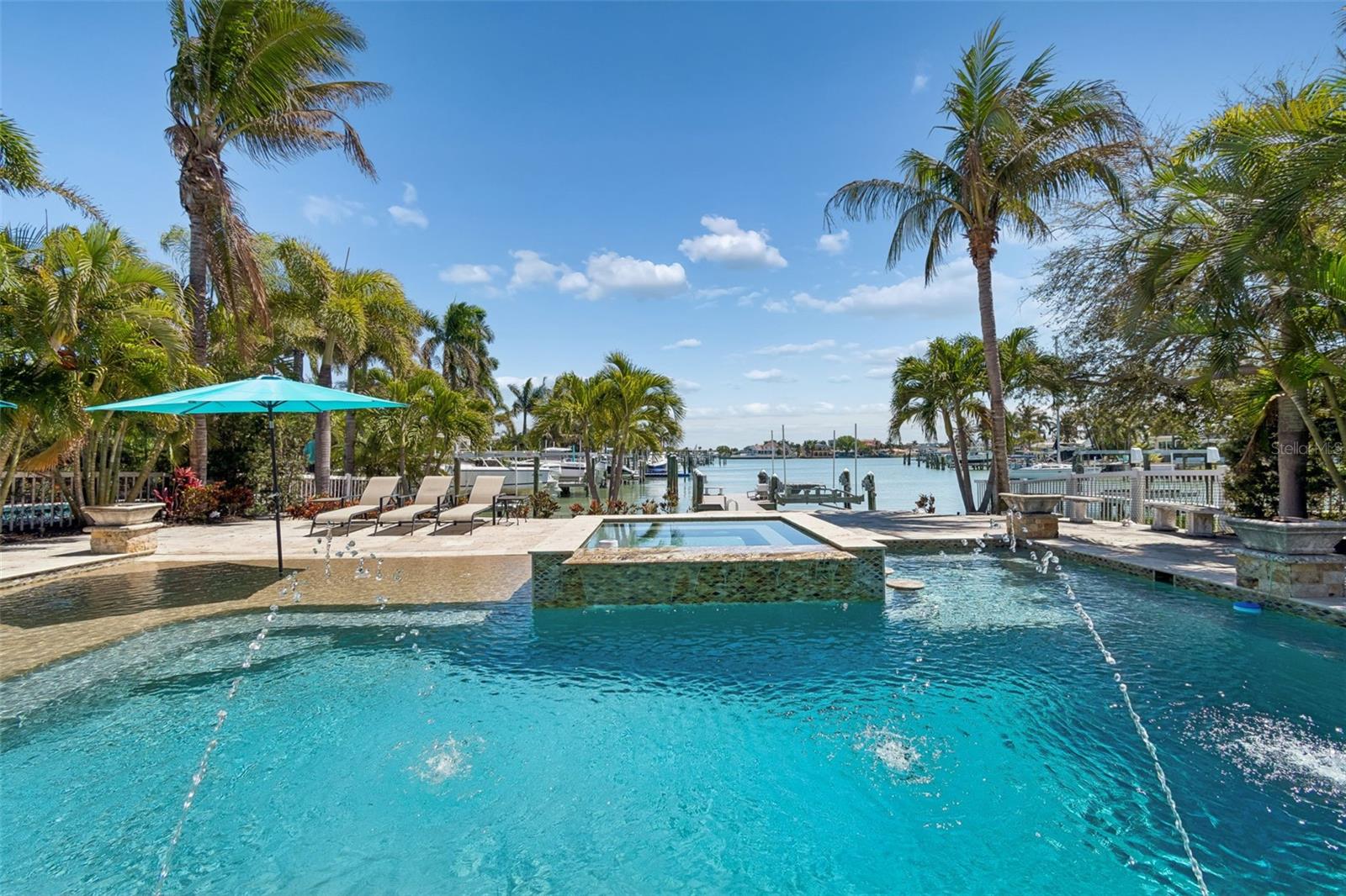 Image 14 of 40 For 10127 Paradise Boulevard