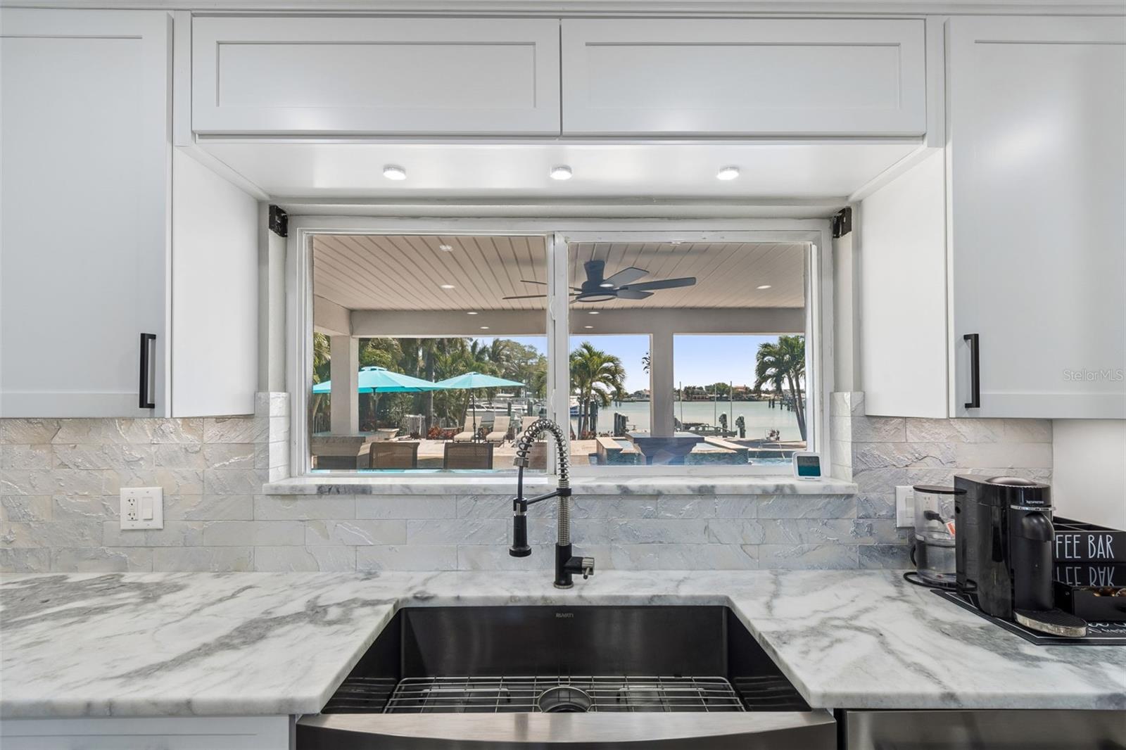 Image 22 of 40 For 10127 Paradise Boulevard