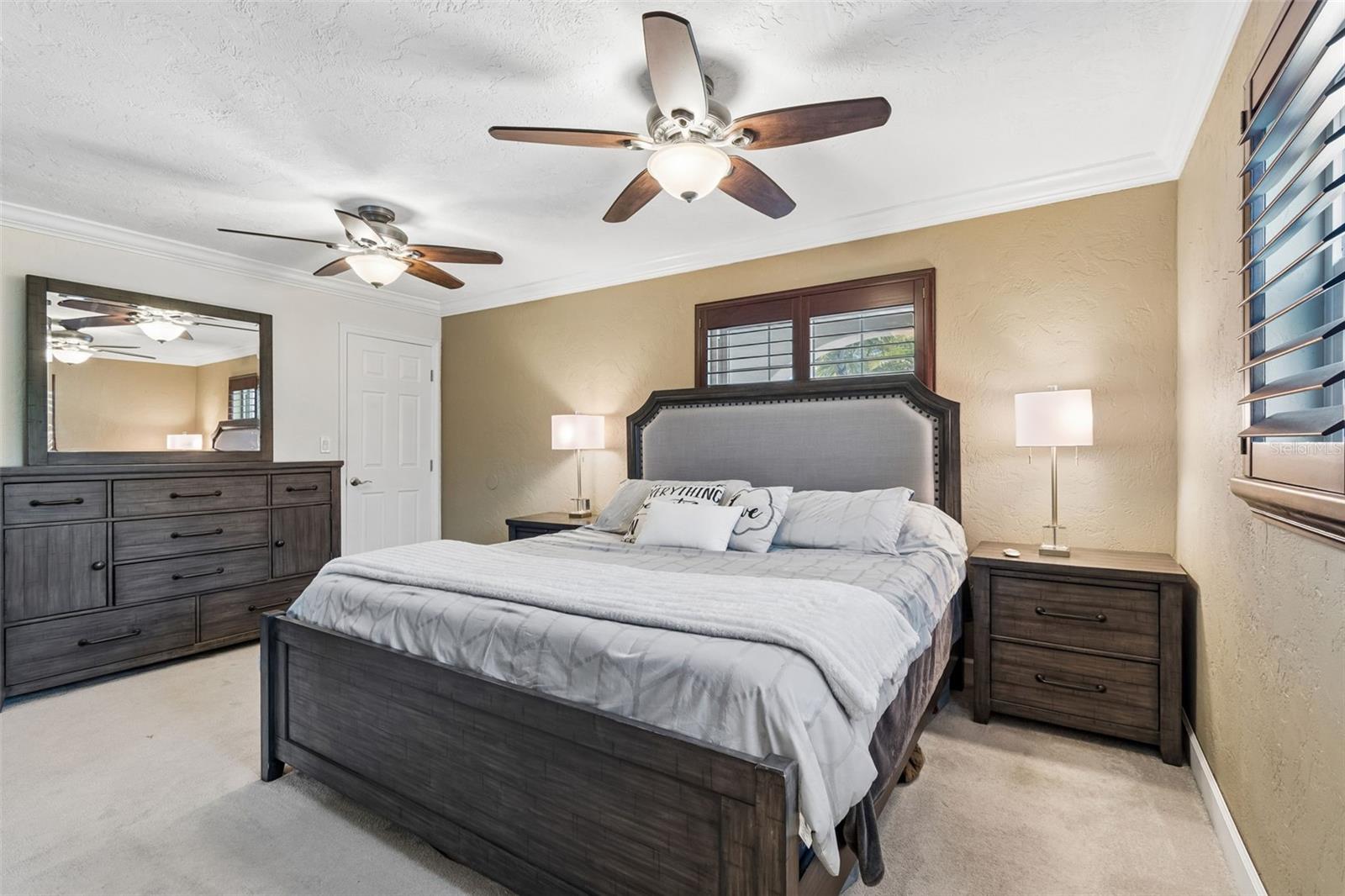 Image 29 of 40 For 10127 Paradise Boulevard