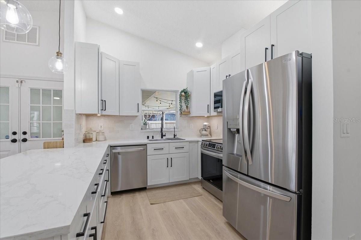 Image 16 of 53 For 220 19th Street