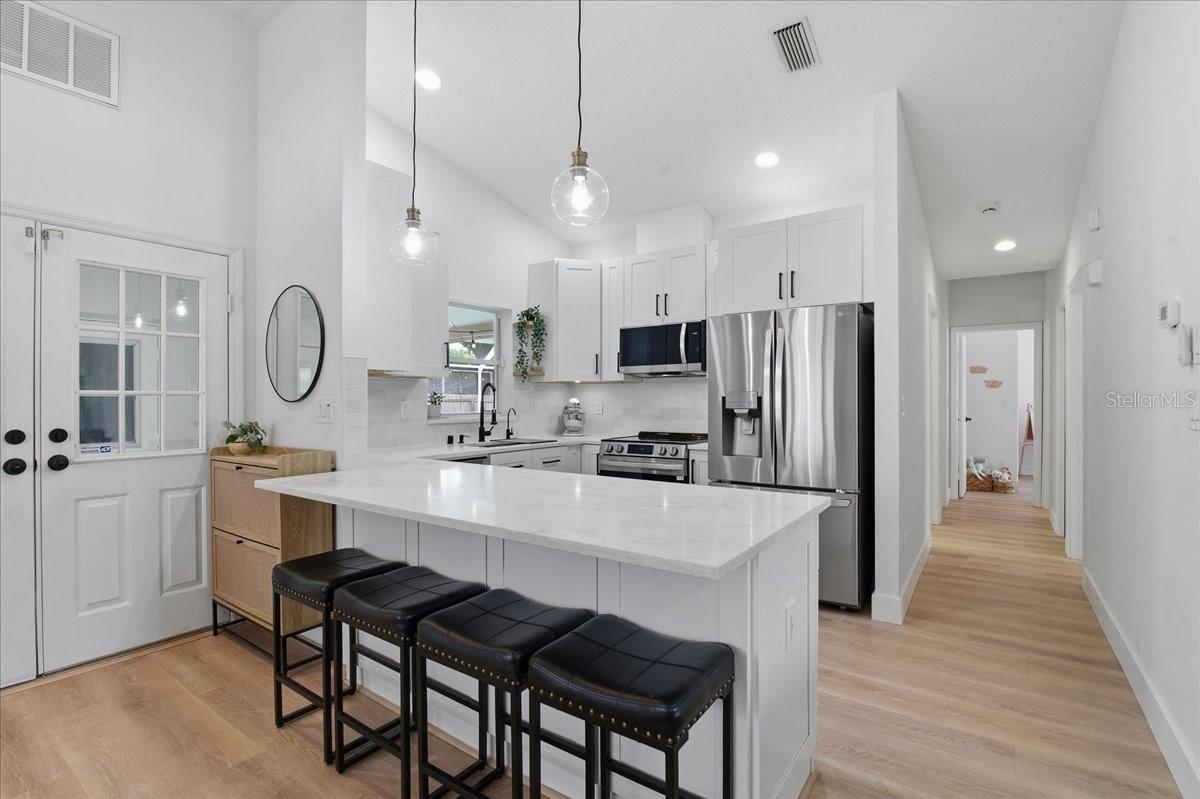 Image 2 of 53 For 220 19th Street