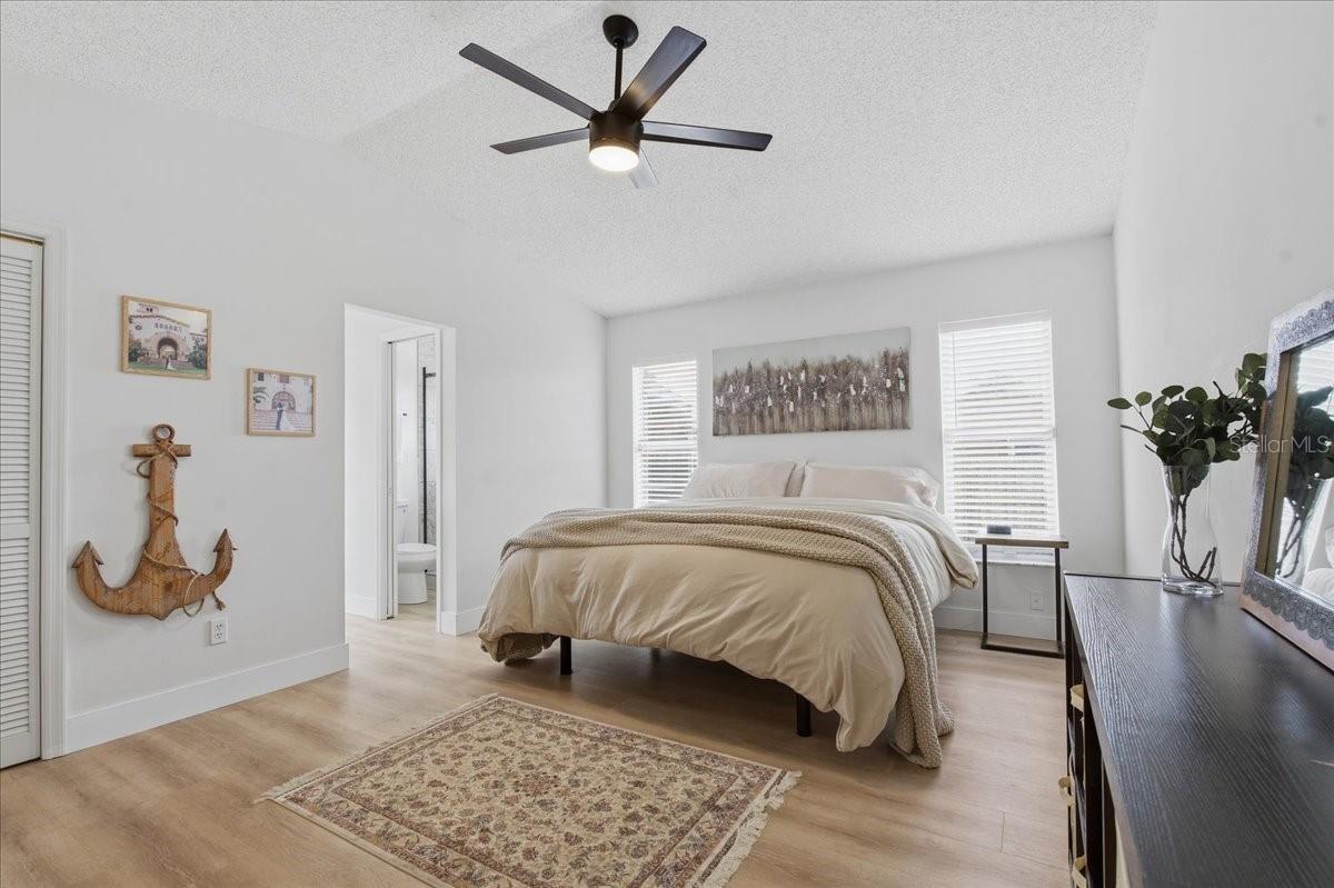 Image 5 of 53 For 220 19th Street