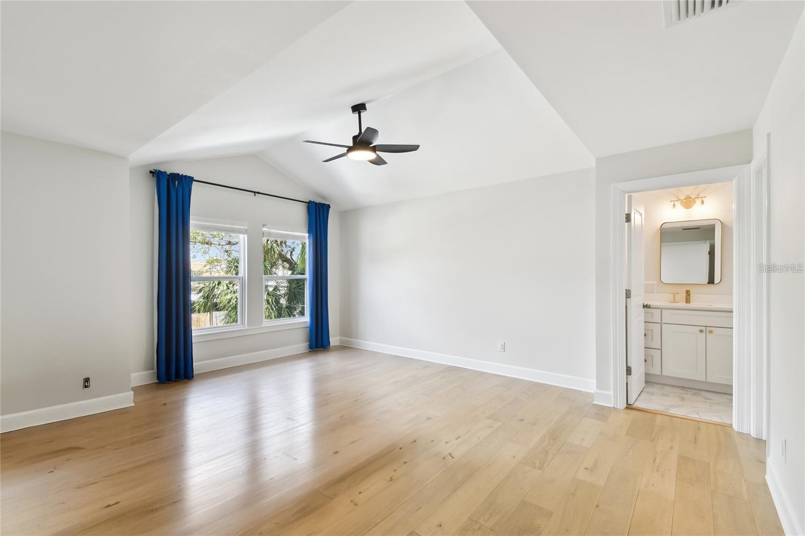 Image 24 of 40 For 3106 Cherokee Avenue