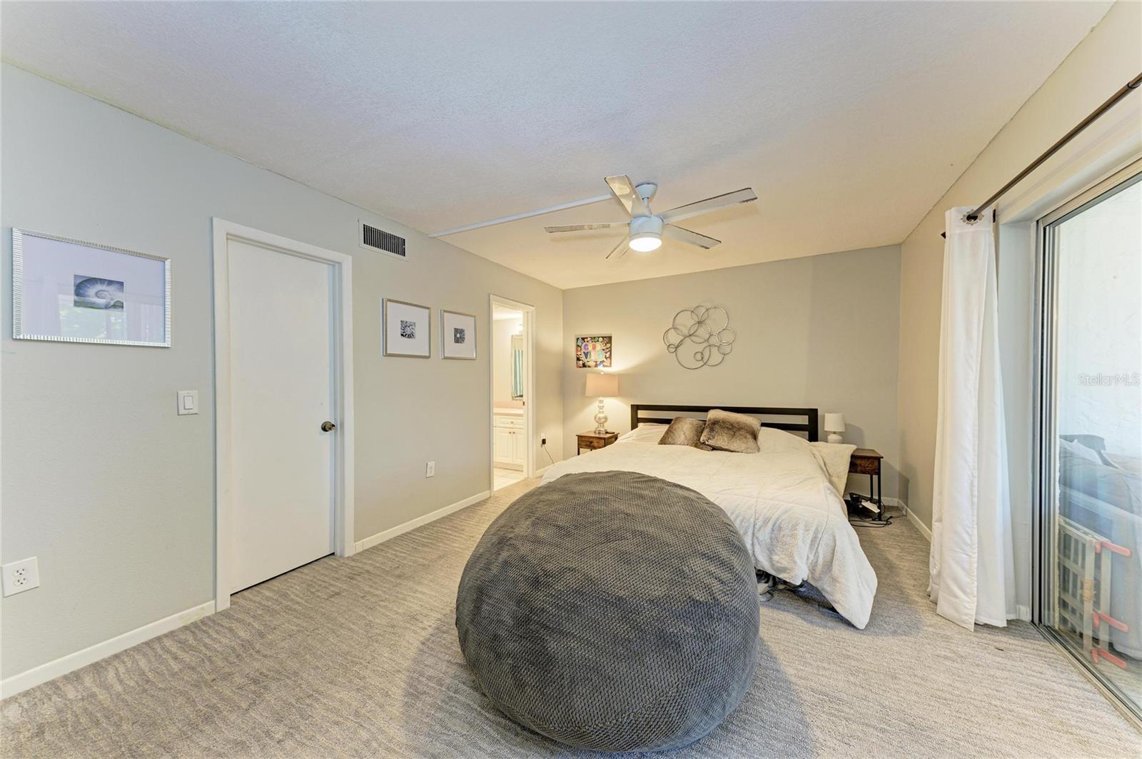 Image 17 of 42 For 4920 38th Way S 210