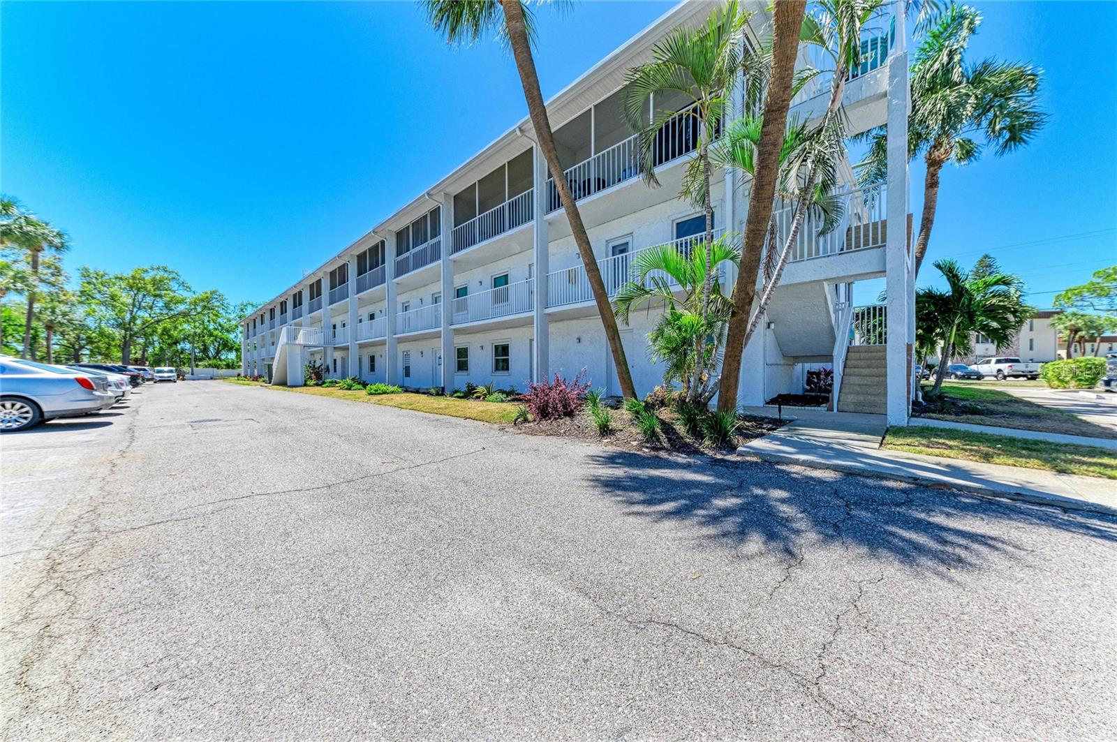 Image 3 of 42 For 4920 38th Way S 210