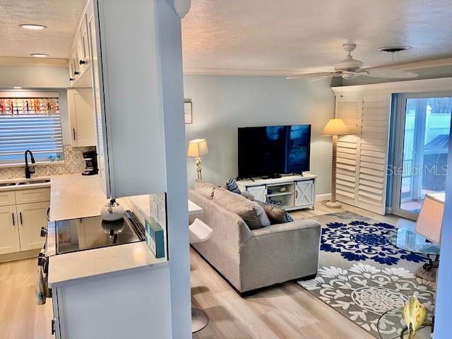 Image 12 of 49 For 121 14th Avenue