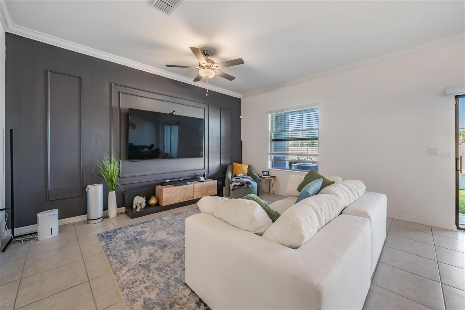 Image 11 of 62 For 9661 Ashworth Place