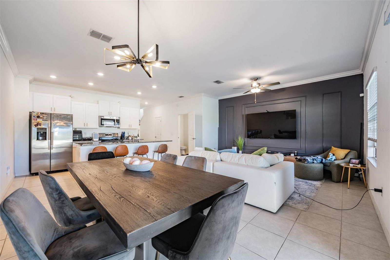 Image 13 of 62 For 9661 Ashworth Place