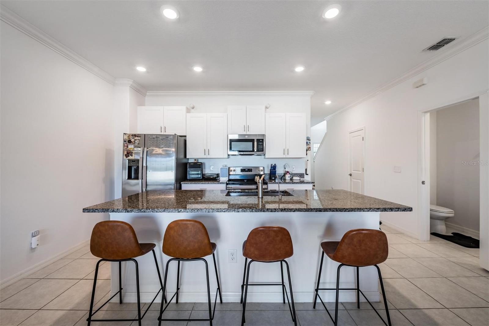 Image 17 of 62 For 9661 Ashworth Place