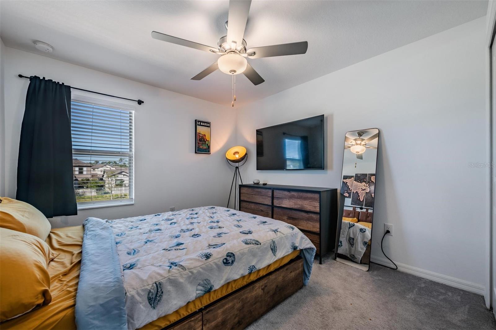 Image 32 of 62 For 9661 Ashworth Place