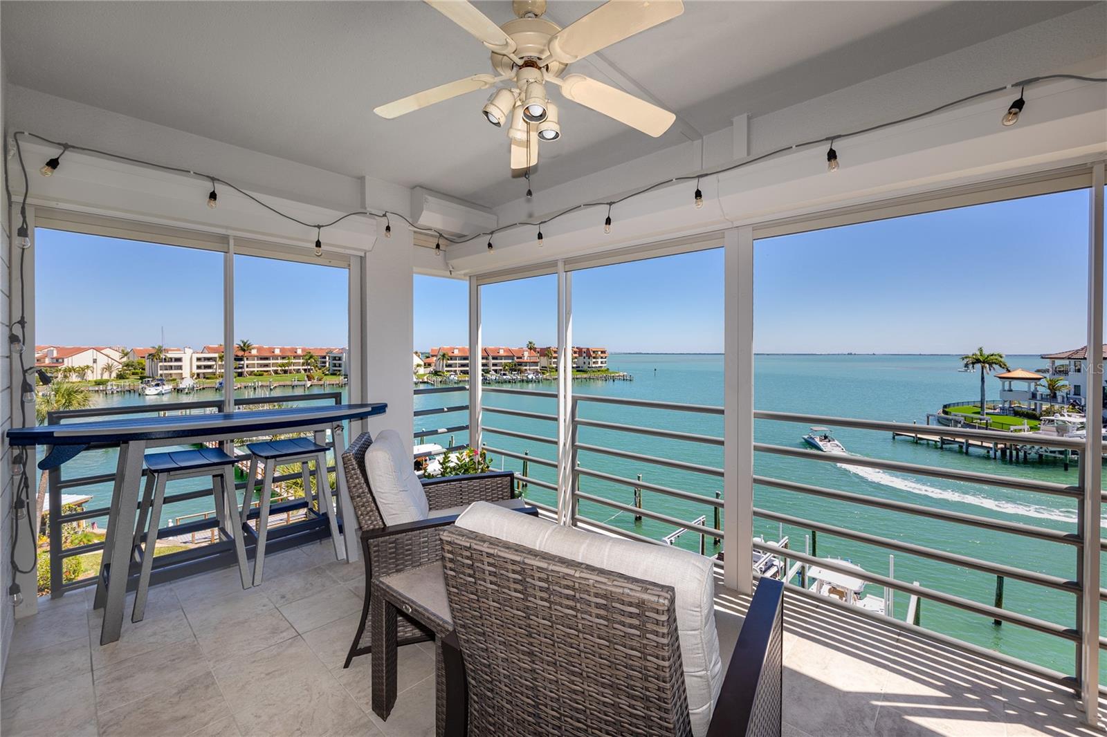 Image 10 of 44 For 363 Pinellas Bayway S 48