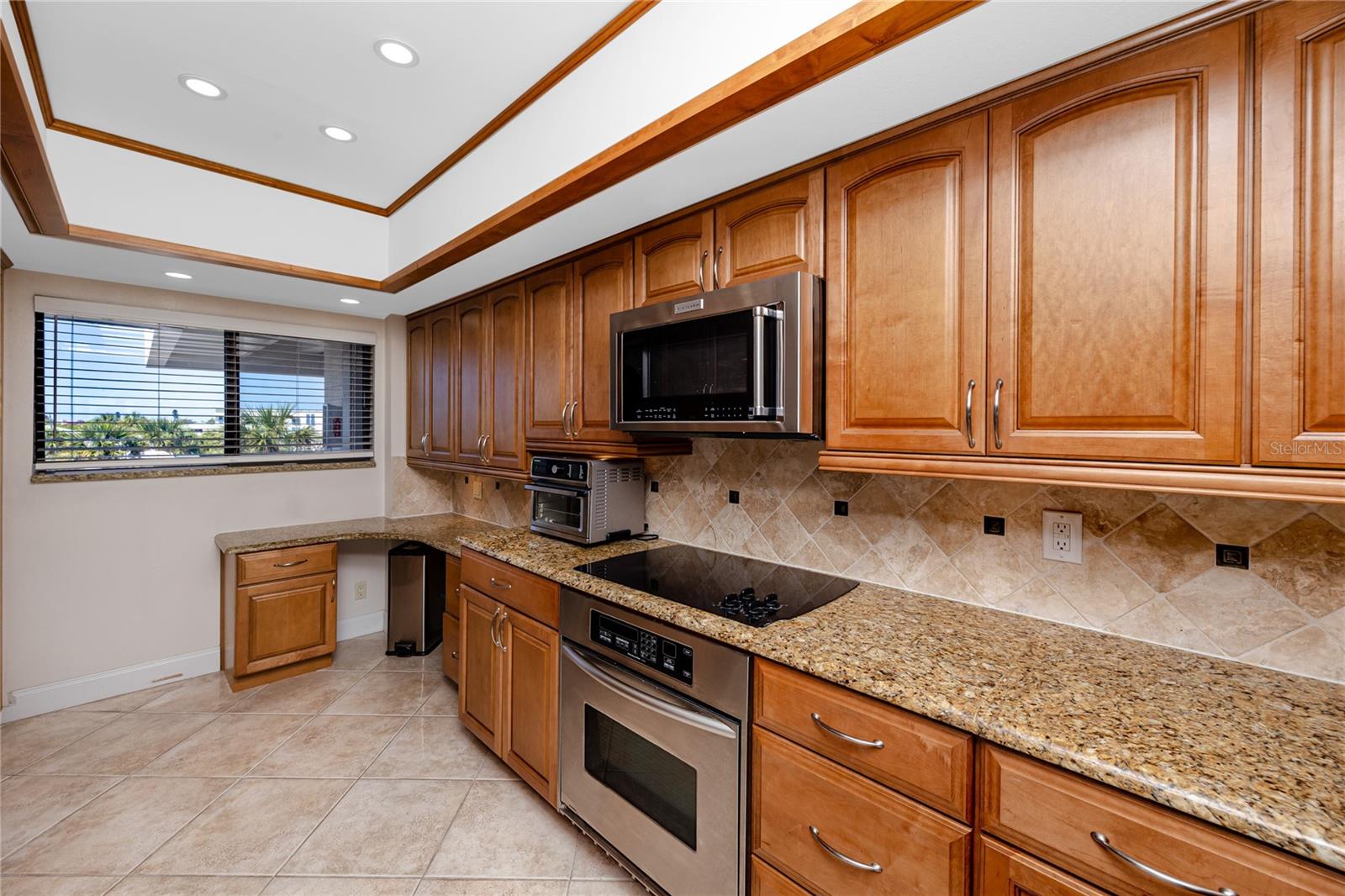 Image 16 of 44 For 363 Pinellas Bayway S 48