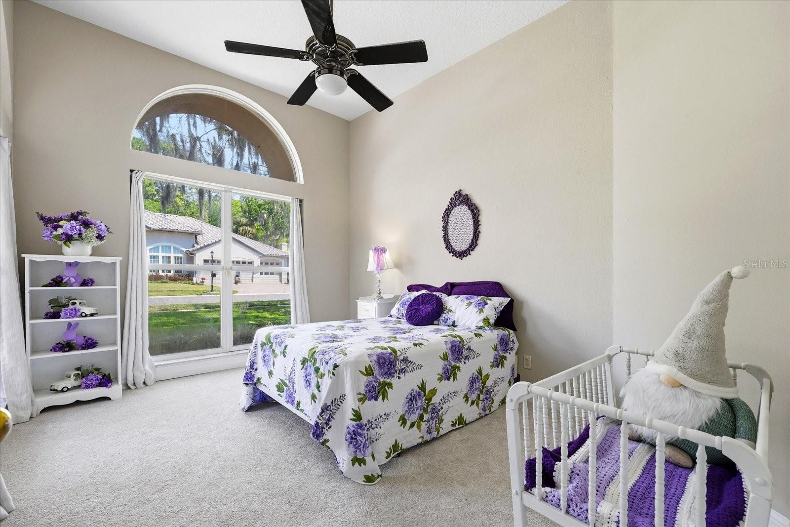 Image 19 of 59 For 1384 Forestedge Boulevard