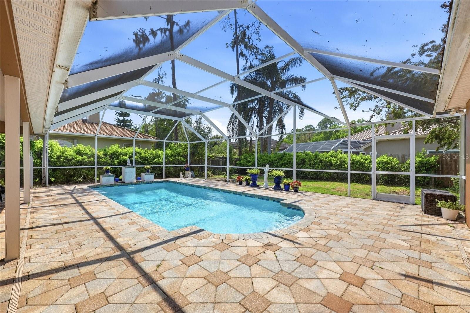 Image 36 of 59 For 1384 Forestedge Boulevard