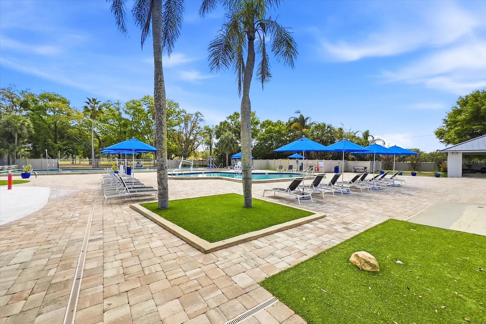 Image 53 of 59 For 1384 Forestedge Boulevard