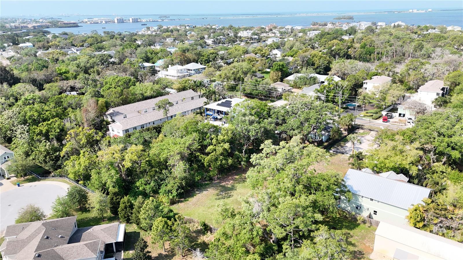 Image 14 of 15 For 290 Orange Street