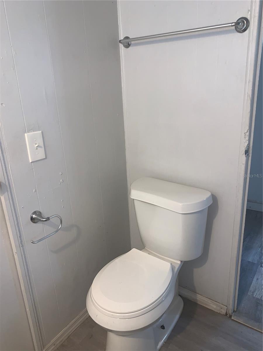 Image 4 of 8 For 7020 Washington Street