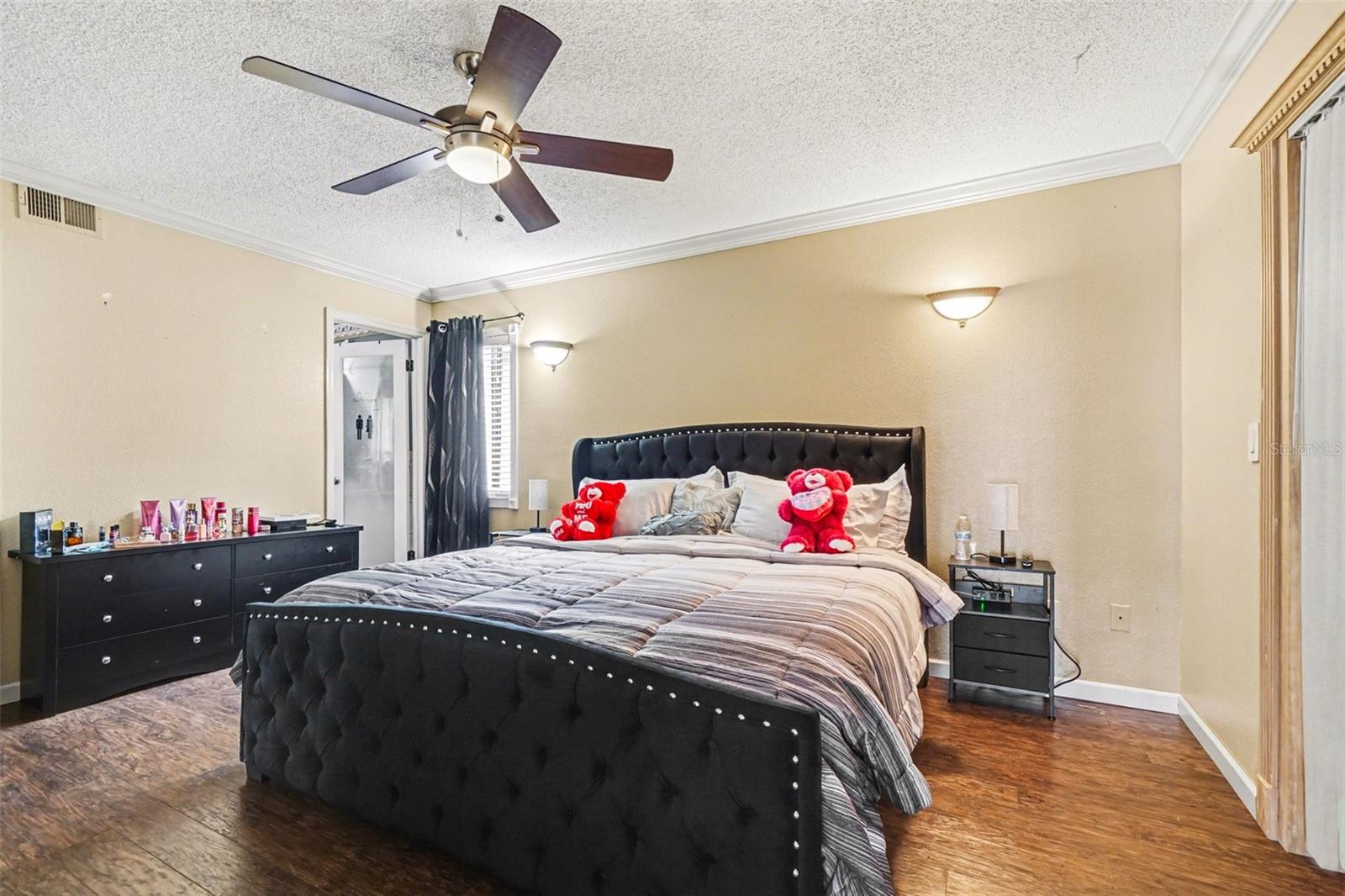 Image 15 of 26 For 1816 Waterbeach Court