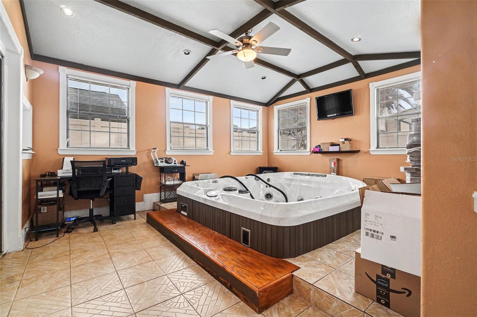 Image 21 of 26 For 1816 Waterbeach Court