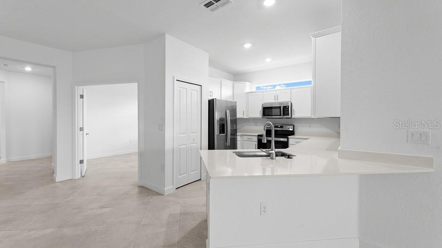 Image 11 of 25 For 8438 Water Lily Court