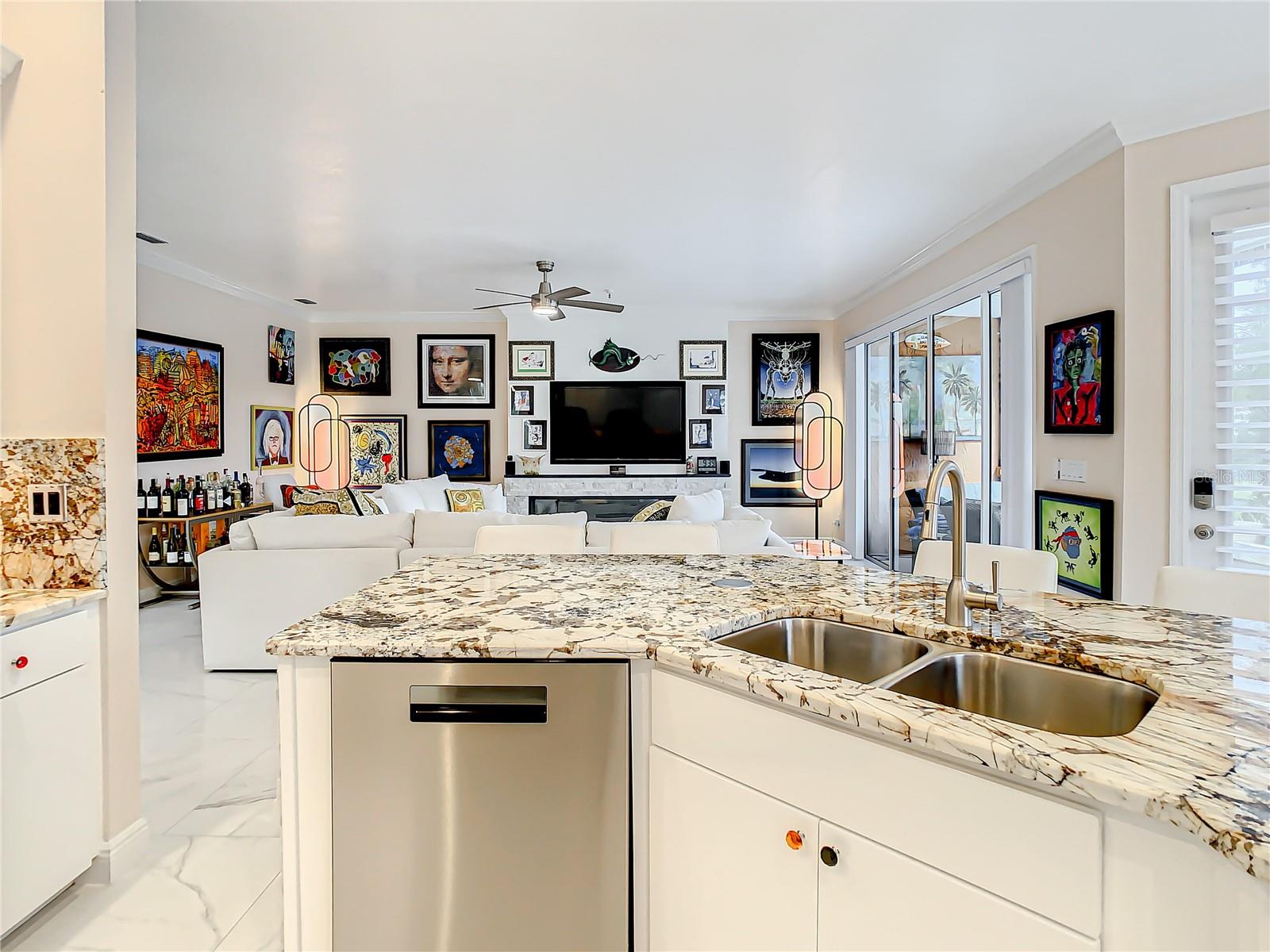 Image 11 of 73 For 6818 Sombras Way