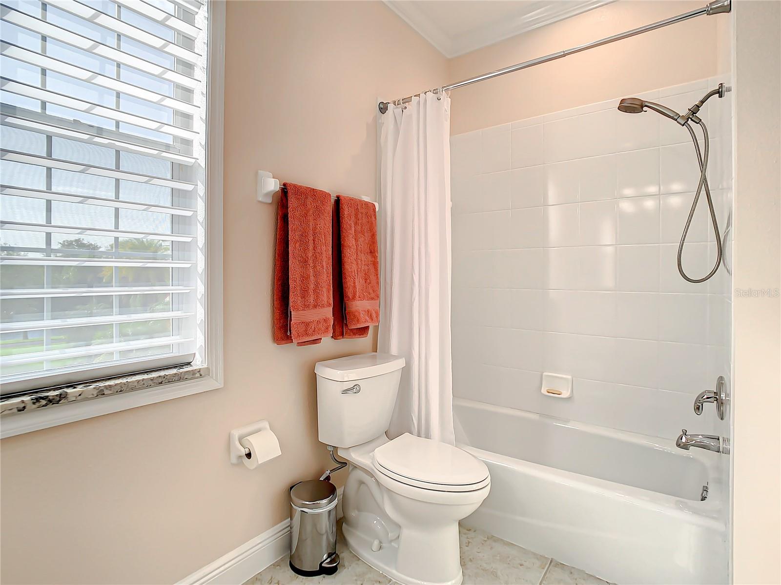 Image 35 of 73 For 6818 Sombras Way