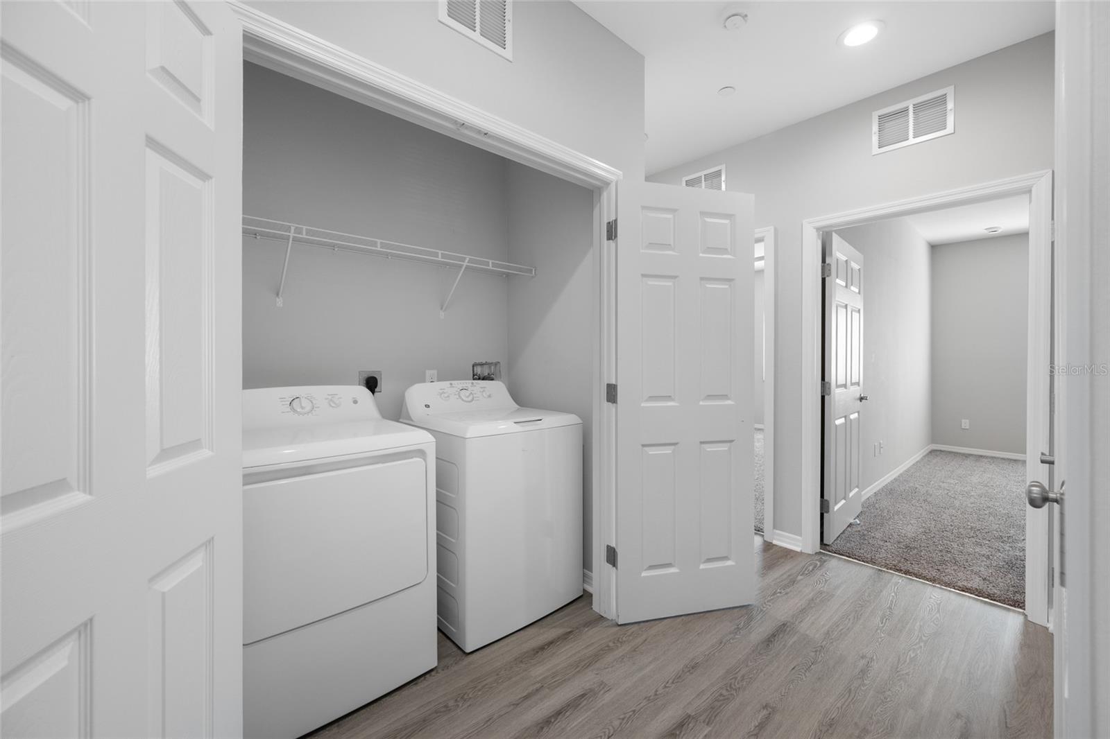 Image 11 of 24 For 2117 Sebring Place